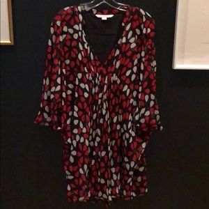 Party dress in fun red/black/white print!